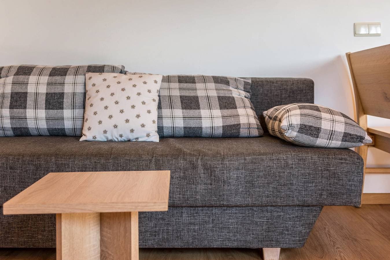 Foto 5 von 30: Ferienwohnung 'Mongaduierhof Apt Schlern' mit Bergblick, Gemeinschaftsgarten und WLAN