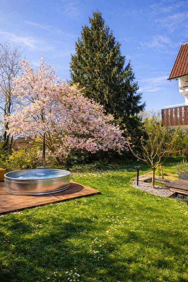 Ruhestifter-Salem mit Aromasauna und Hot Tub bis zu 10 Personen 1