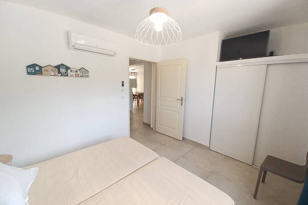 Foto 5 von 30: 3-Zimmer-Wohnung, beheizter Pool, Klimaanlage, WLAN, 1 Min. Fluss, 7 Min. Strand