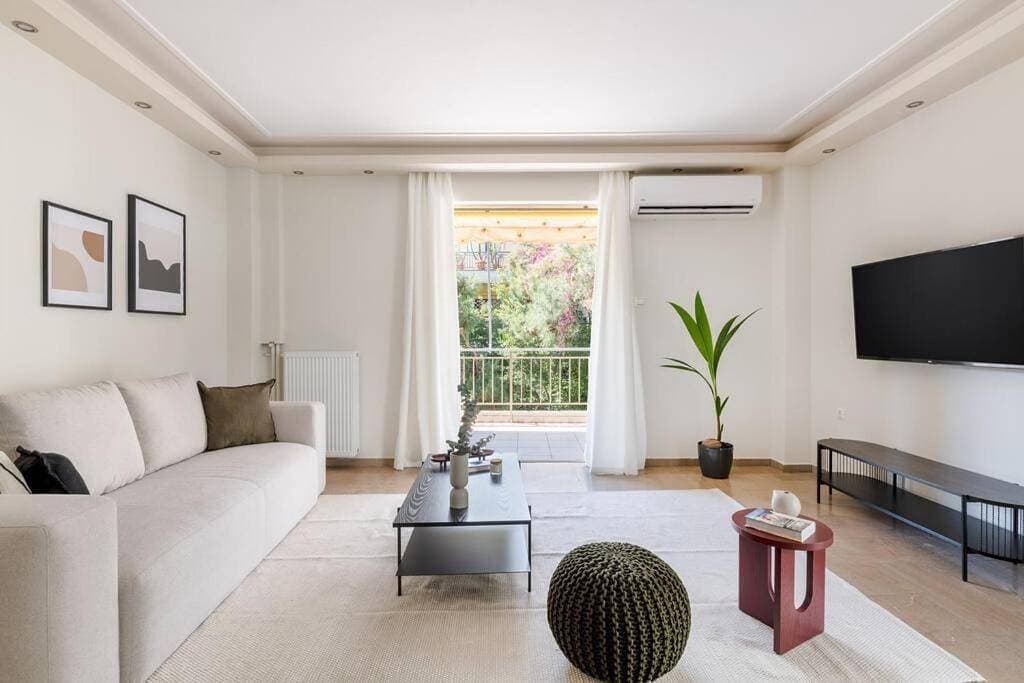 Captivating 2BR Apartment in Chalandri by UPSTREET 1