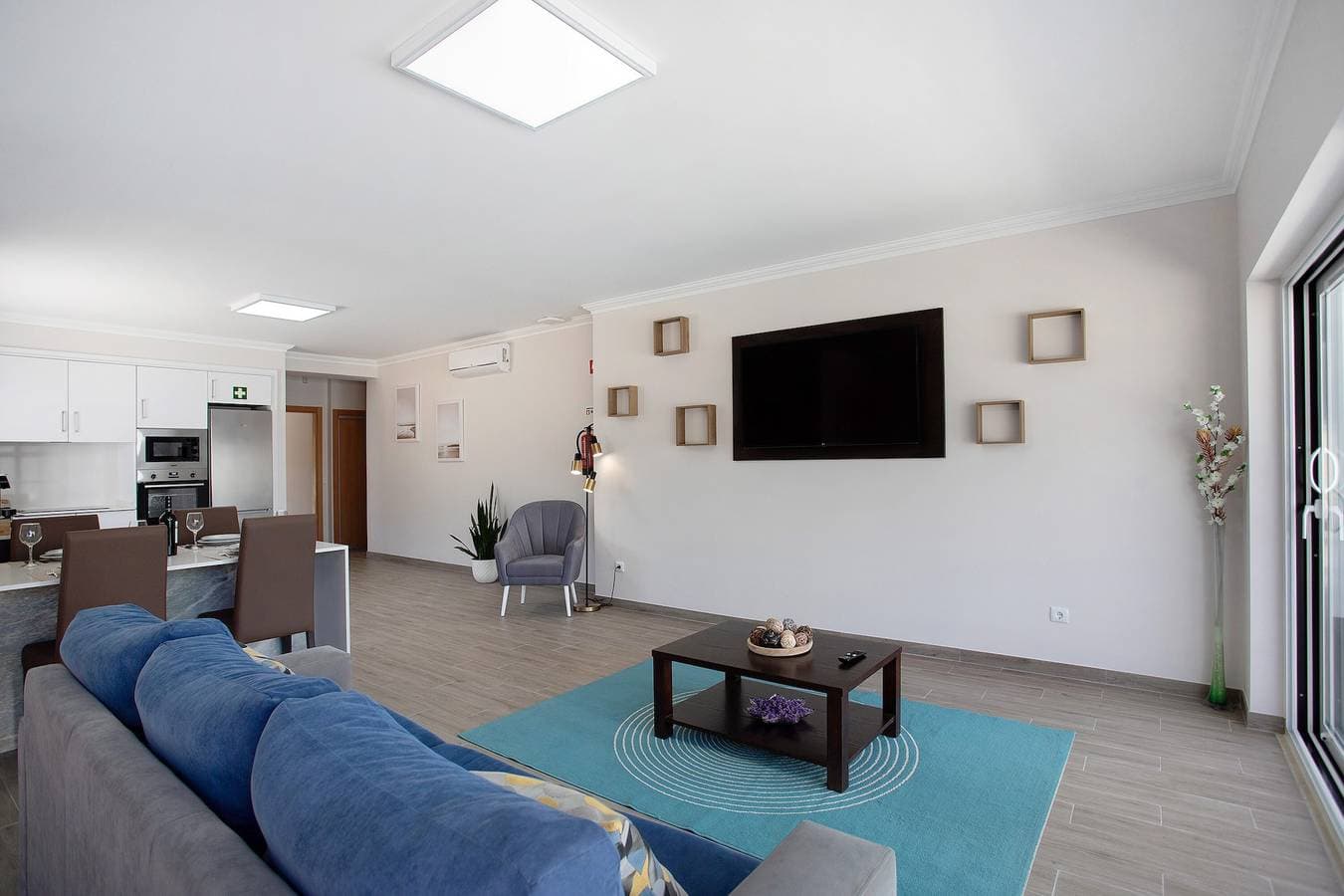 Foto 6 von 28: Villa 'Flor' mit beheiztem Pool, Whirlpool, Wi-Fi und Klimaanlage