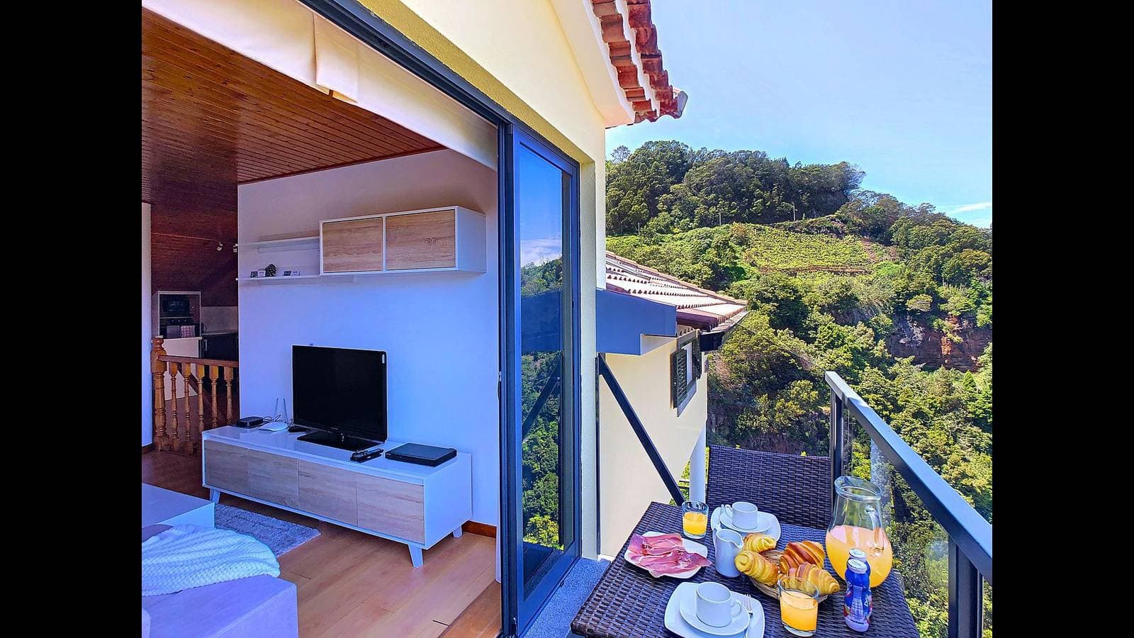 Foto 4 von 33: Ferienhaus für 6 Personen mit Meerblick