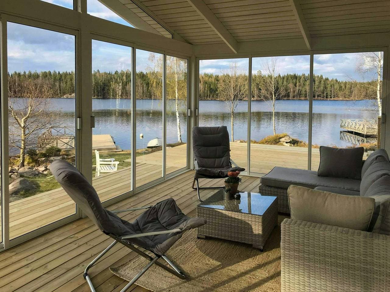 Ferienhaus in ungestörter Lage am See in Blekinge 1
