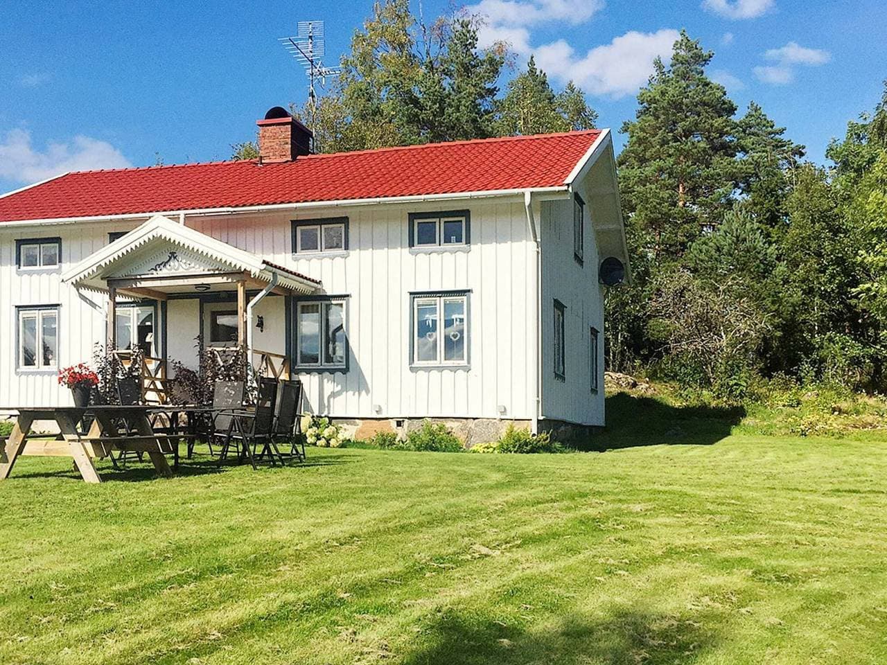 6 Personen Ferienhaus in Håcksvik 1
