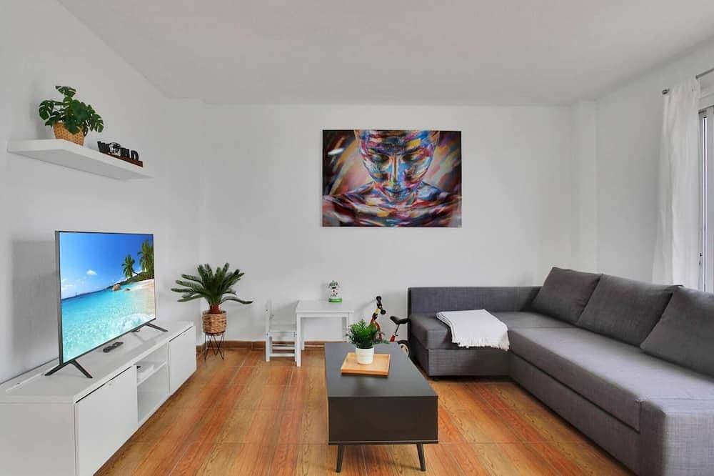MonteMarAdeje new 2 bedroom apartment city Center 1