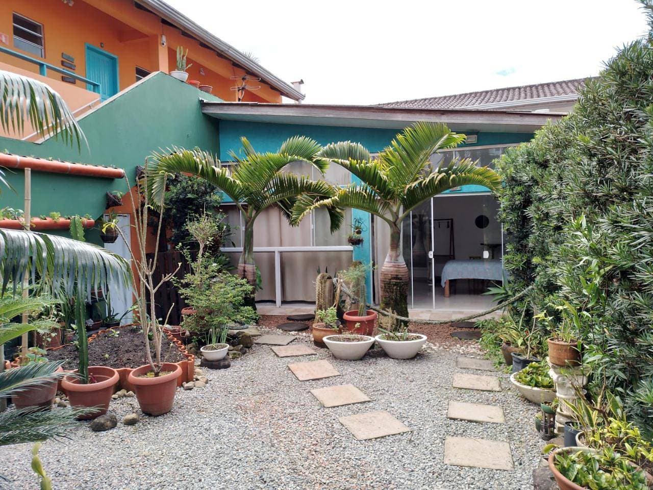 Foto 9 von 11: Quadruple Room with Garden View