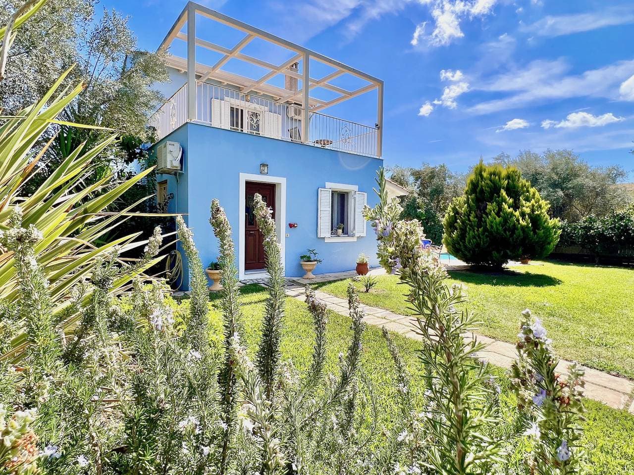 Foto 6 von 32: Beach Villa Iolis with private pool