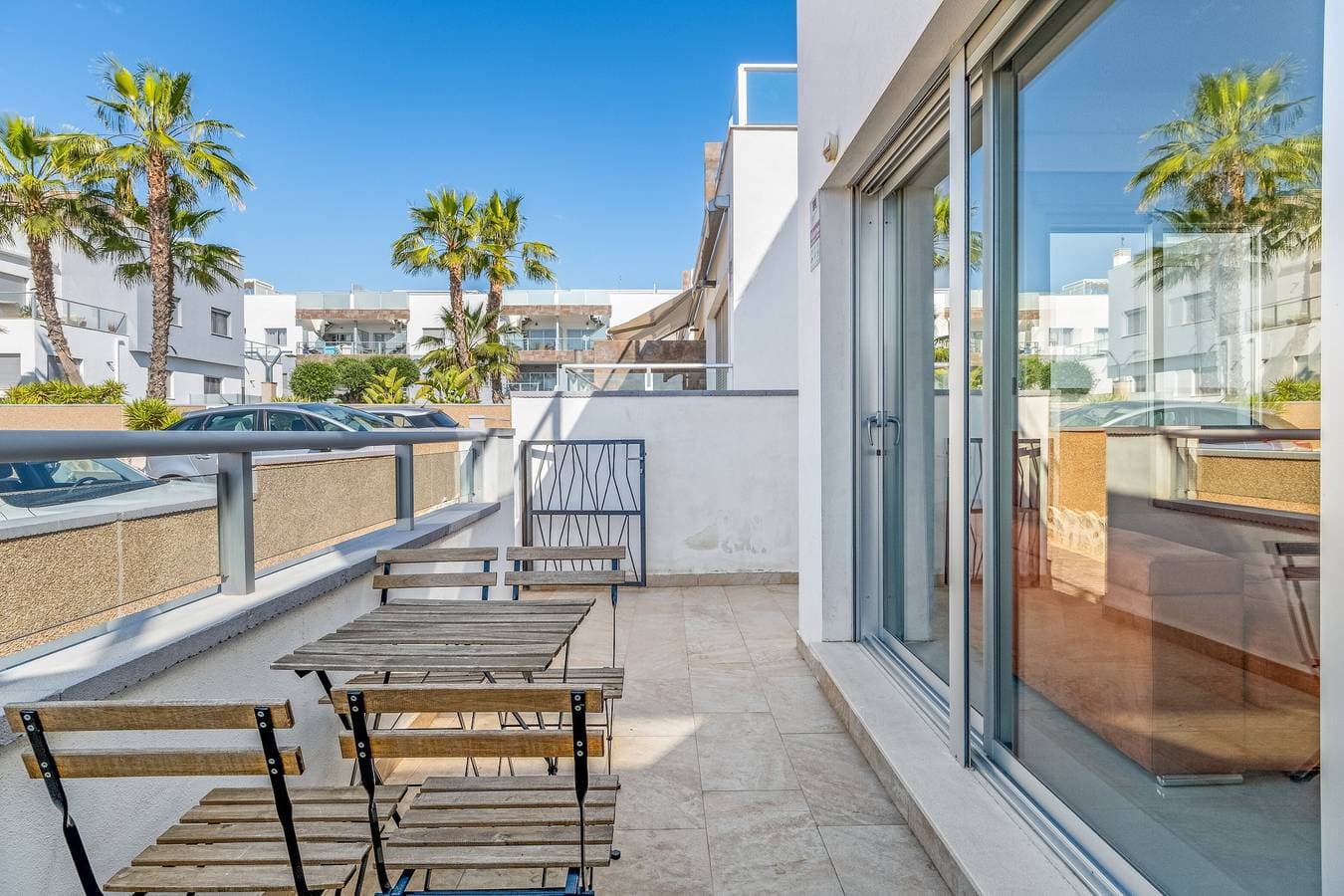 Foto 3 von 24: Villa 'Marinamed Residential Seaview' mit Meerblick, WLAN und Klimaanlage