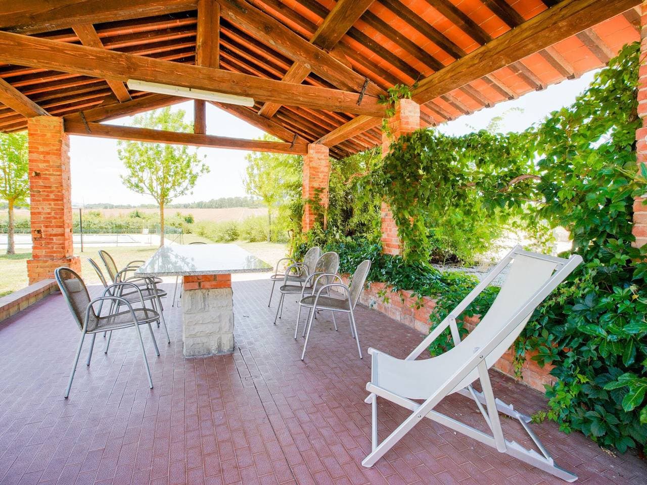 Lebendiges Ferienhaus in Castiglione del Lago 1