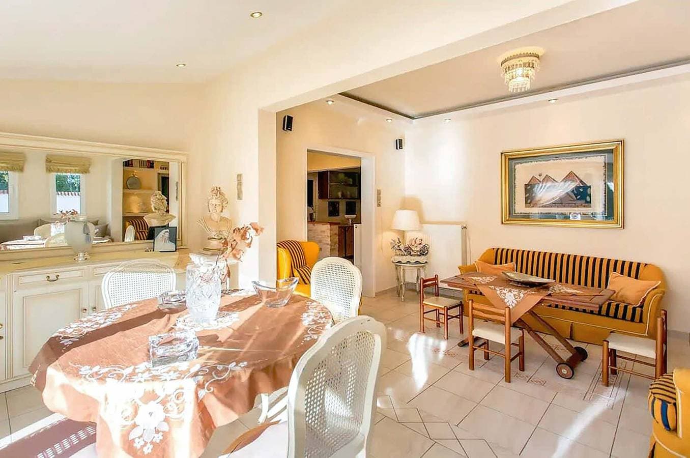 Foto 6 von 18: Ferienhaus für 9 Personen mit Garten