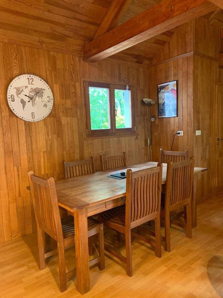 Foto 10 von 79: Three-Bedroom Chalet