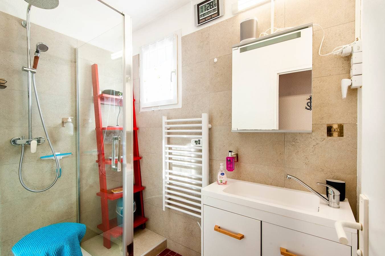 Foto 8 von 14: Ferienwohnung "Le Tau" mit Meerblick, Balkon und WLAN
