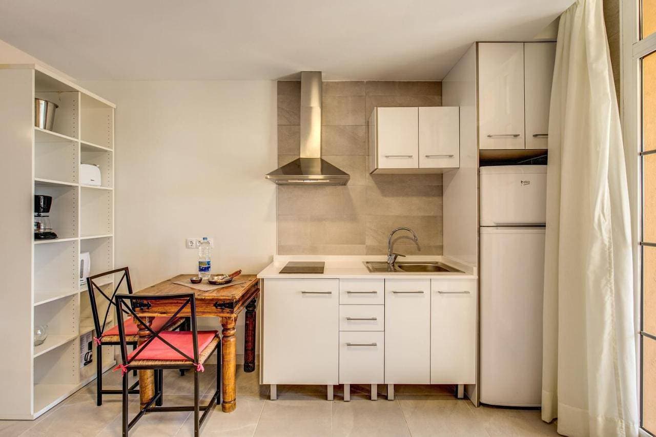 Foto 9 von 18: Studio Apartment with Sea View