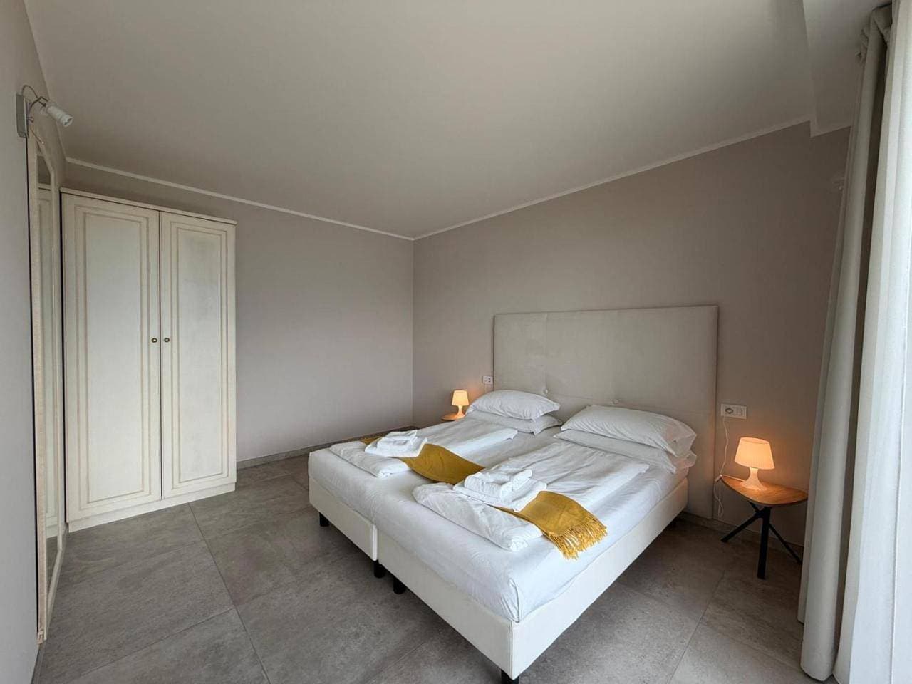 Foto 7 von 16: Two-Bedroom Apartment with View