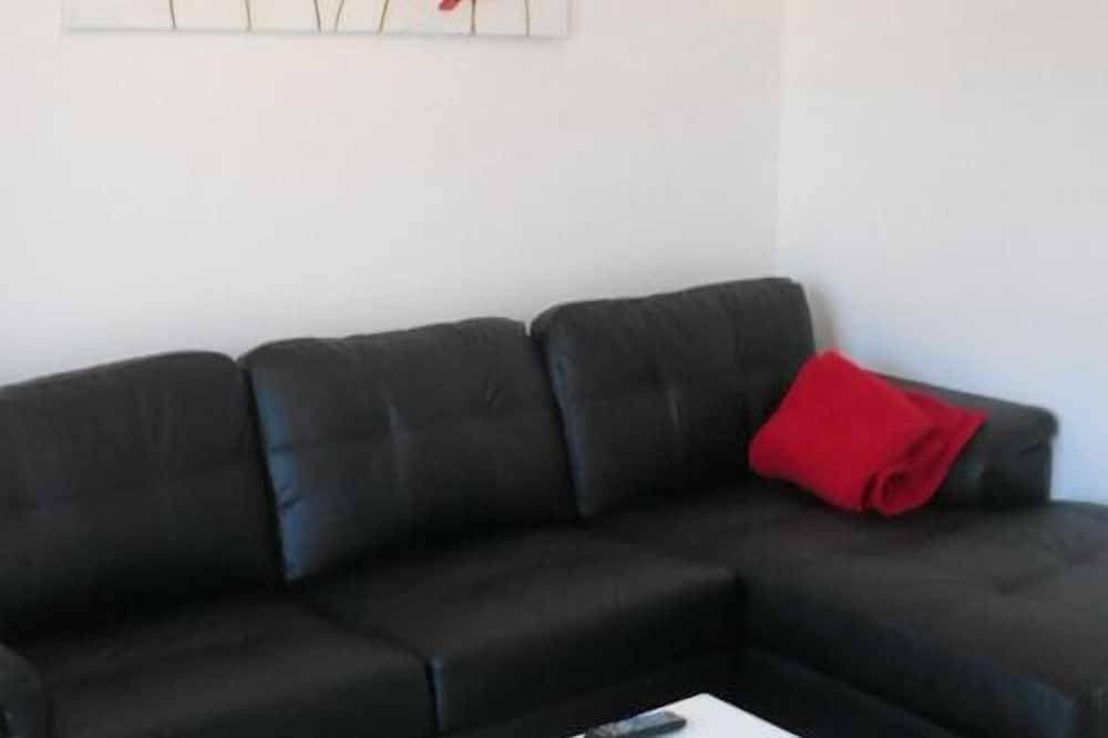Foto 8 von 22: Schöne 2-Zimmer-Wohnung im Dachgeschoss mit Terrasse kleinen Sumpf von Nizza erneuert