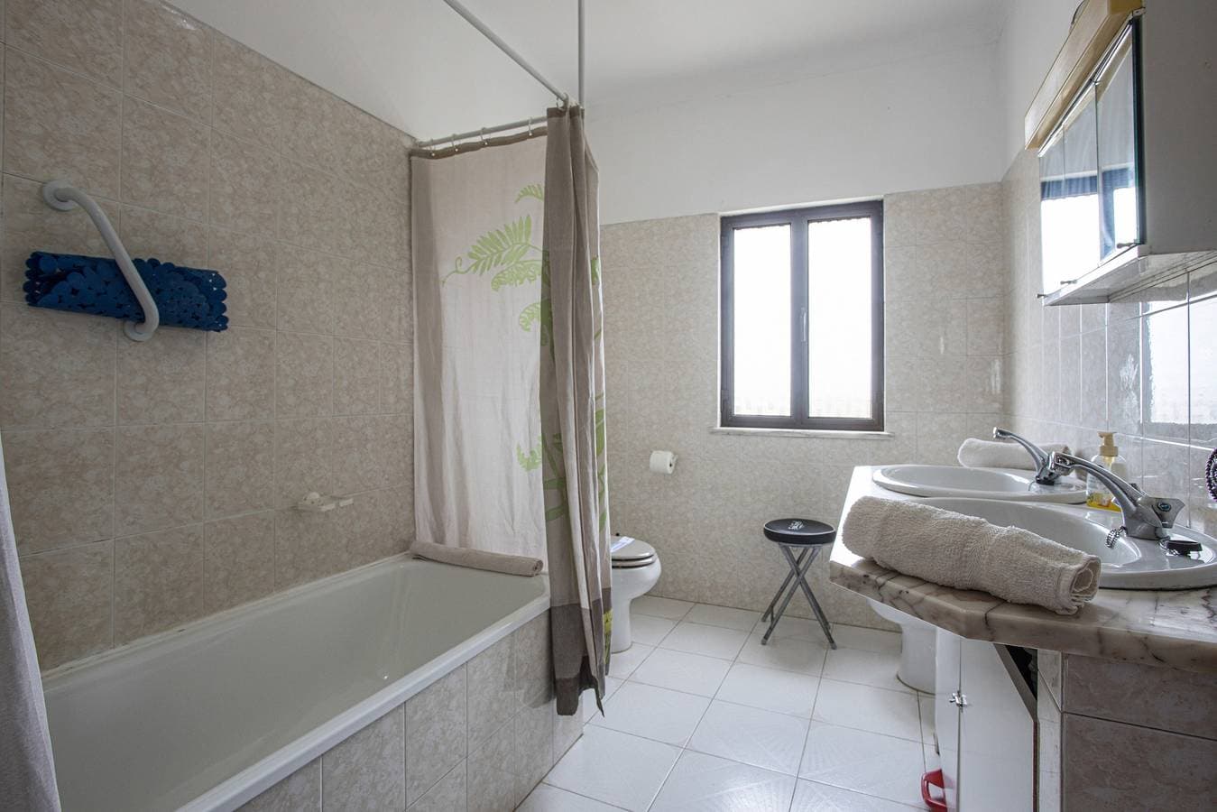 Foto 12 von 23: Gemütliches Ferienhaus "Villa Bartoni" nahe Strand, Meerblick, 3 renovierte Schlafzimmer