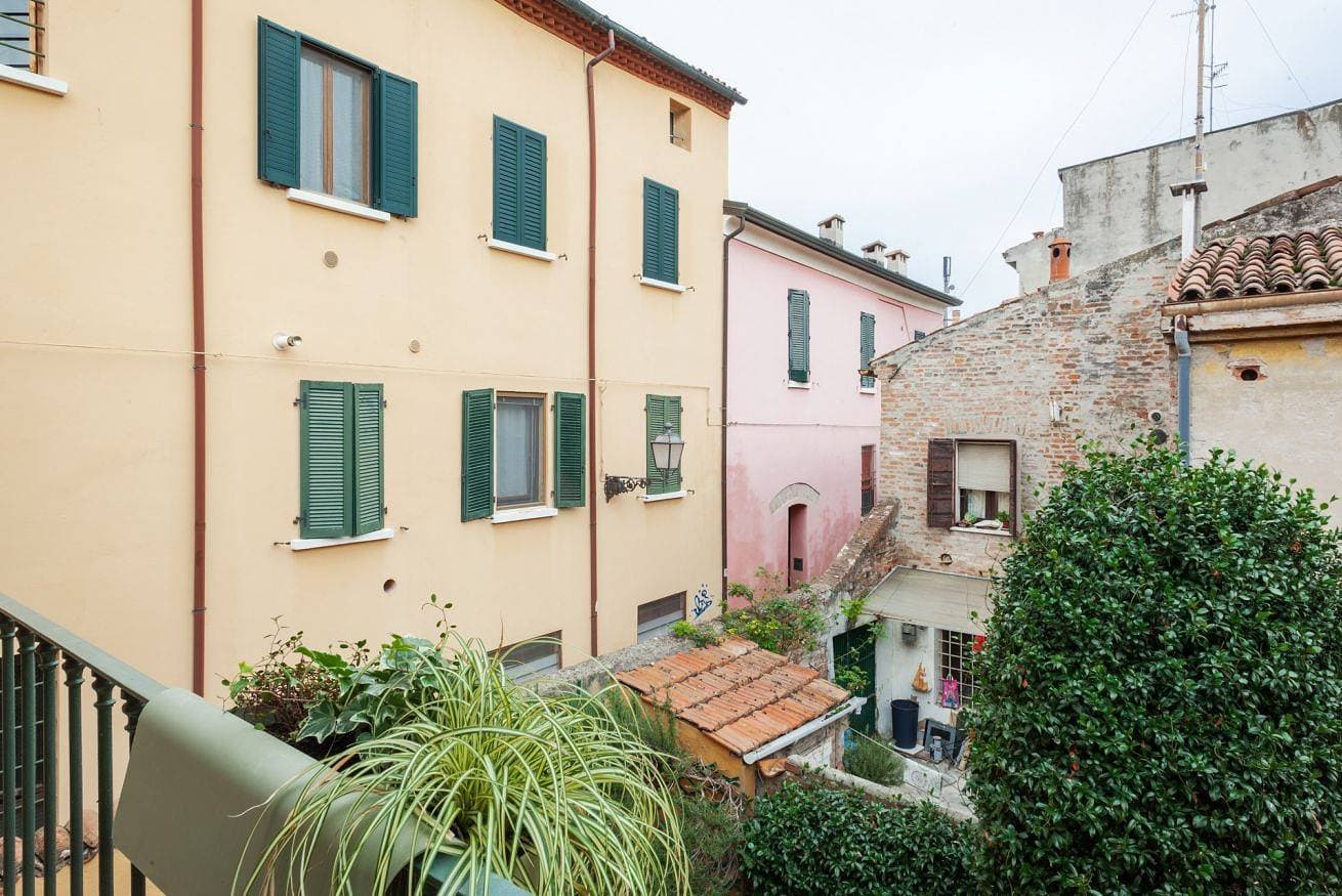 Foto 8 von 58: Ferienwohnung für 2 Personen mit Garten
