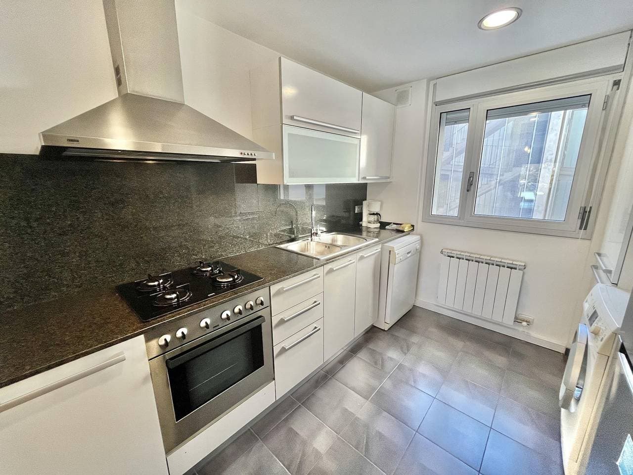 Foto 9 von 23: Ferienwohnung für 4 Personen mit Balkon/Terrasse