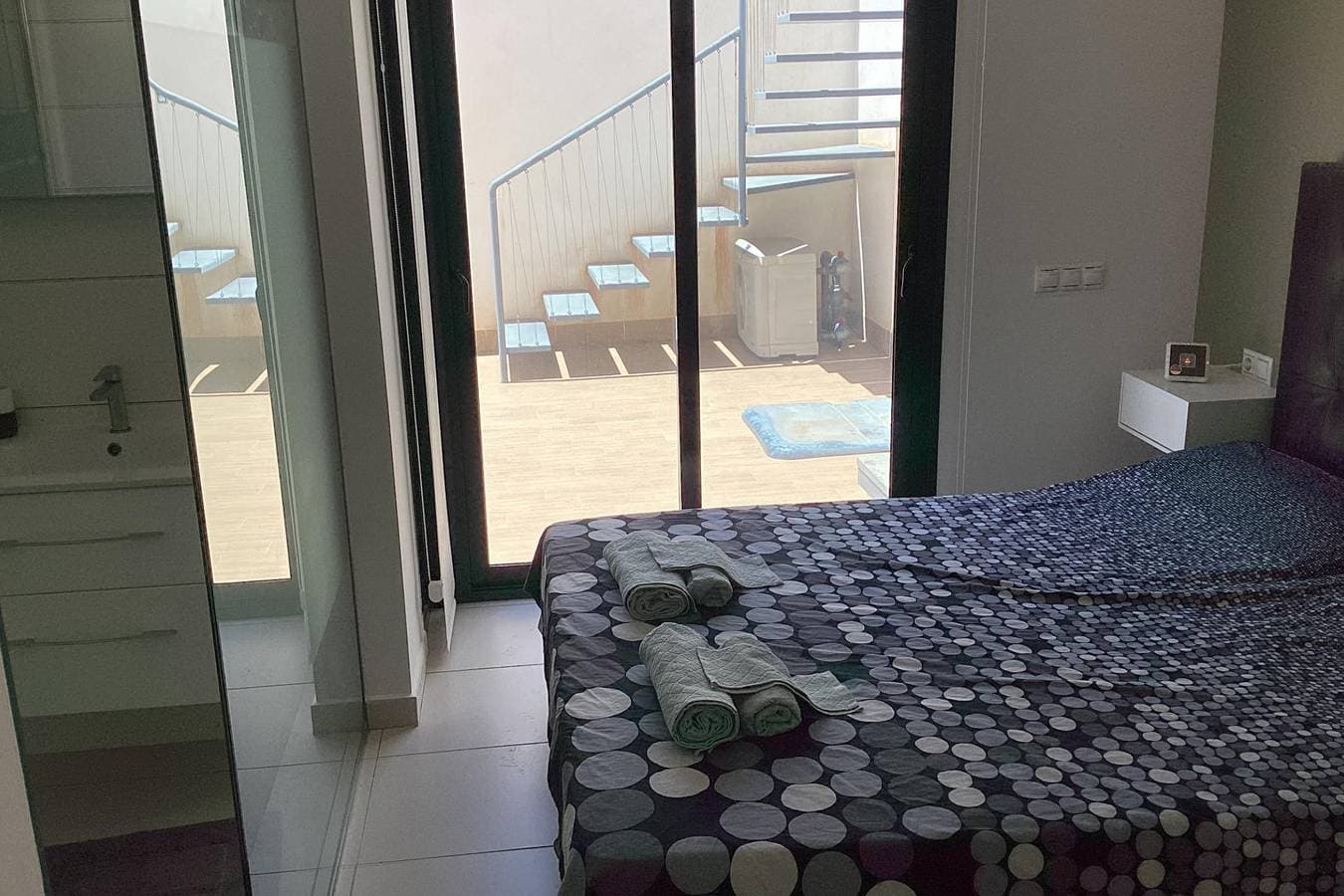 Foto 4 von 24: Chalet für 6 Personen mit Terrasse