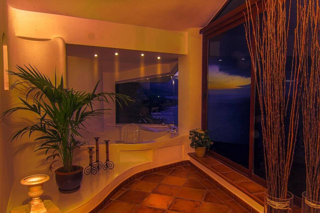 Foto 4 von 19: Apartment with Sea View