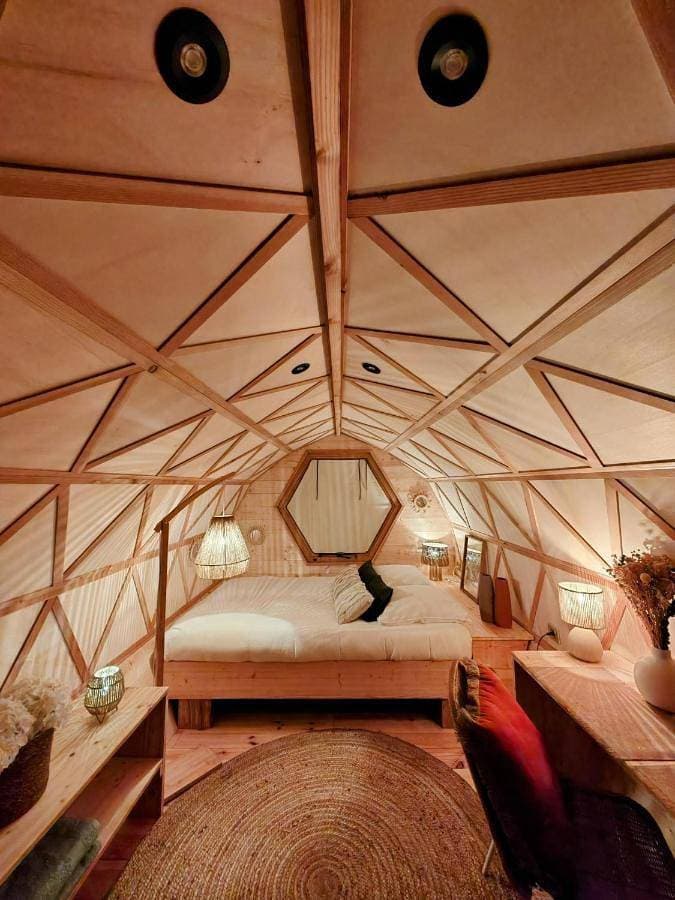 Foto 5 von 9: Tent