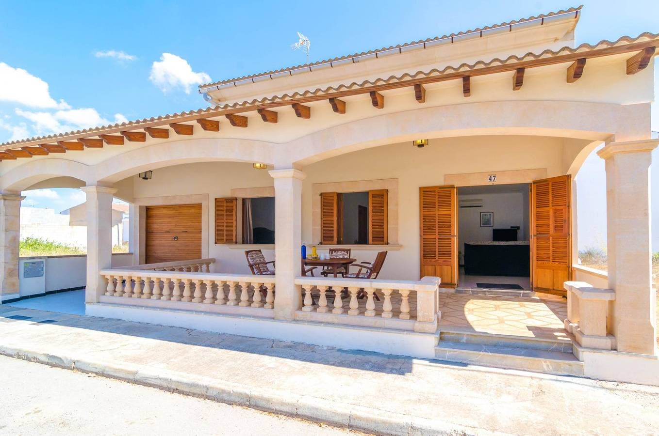 Can Parrita - Chalet mit Terrasse und kostenlosem WLAN in s'Estanyol de Mitjorn 1