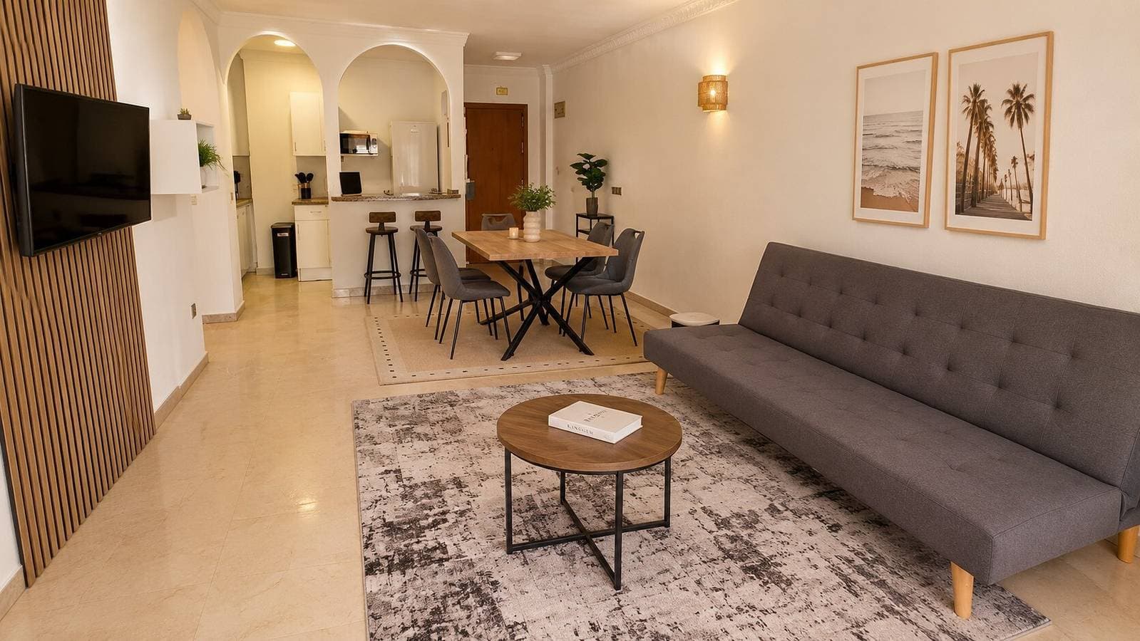 Foto 4 von 23: Palm Beach Apartment mit Pool, Parkplatz und Meerblick in Fuengirola