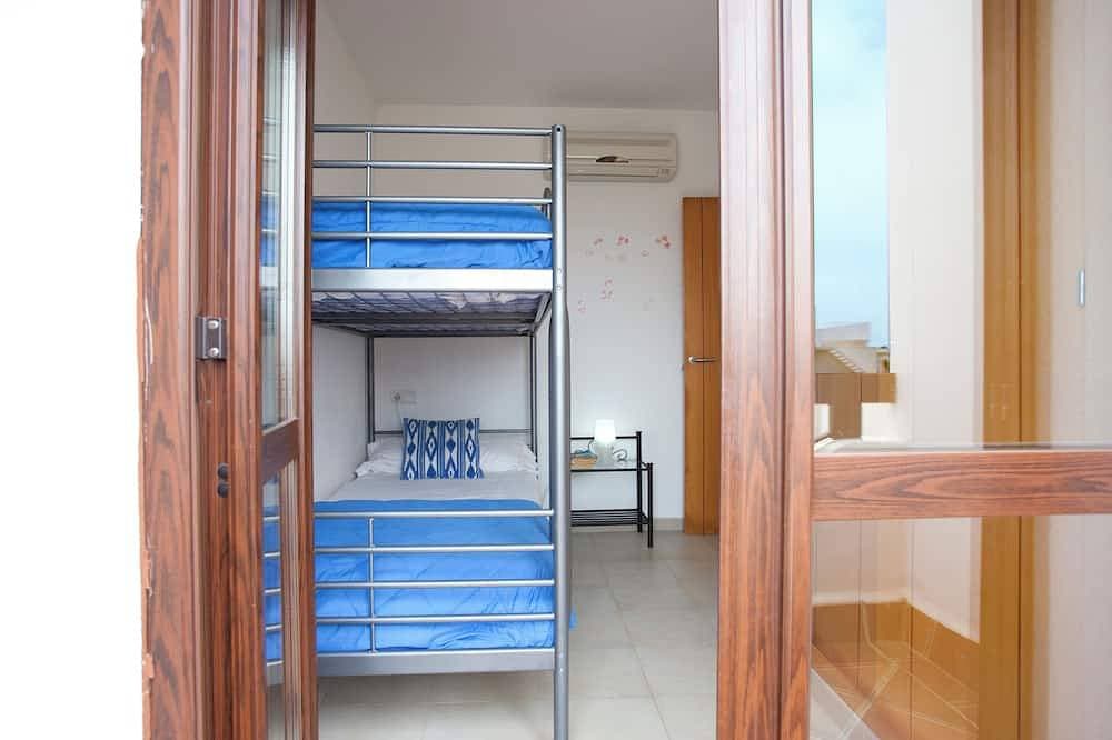 Foto 5 von 30: Villa in Cala d'Or, 5 Zimmer, Internet, 300m Gemeinschaftspool Strand