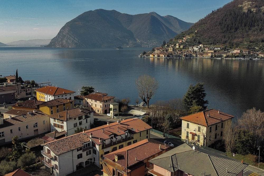 Just a dip away from Lake Iseo is this beautiful apartment 1