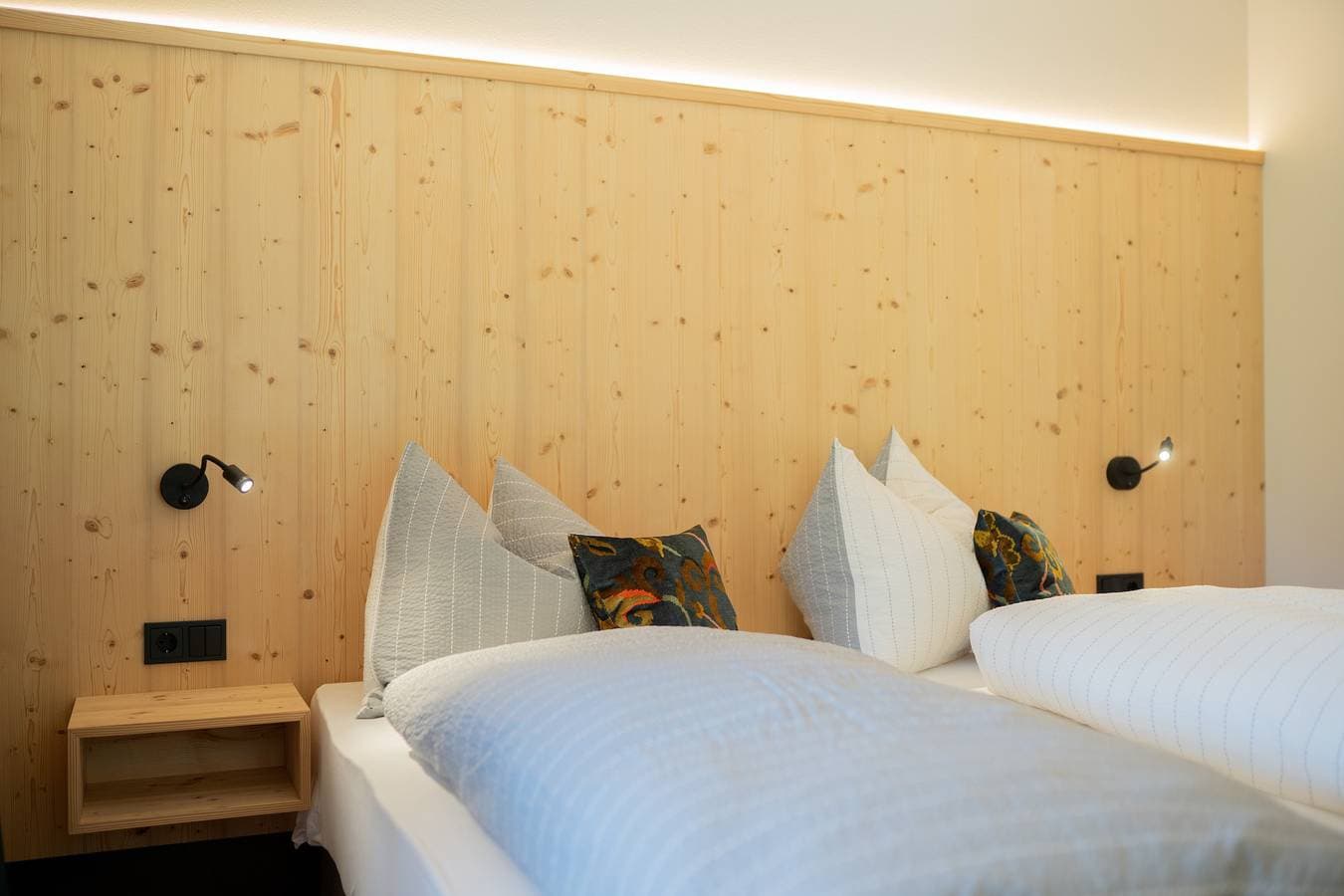 Foto 12 von 30: Ferienwohnung "Schlosshof Himml" mit Bergblick, privater Terrasse und WLAN