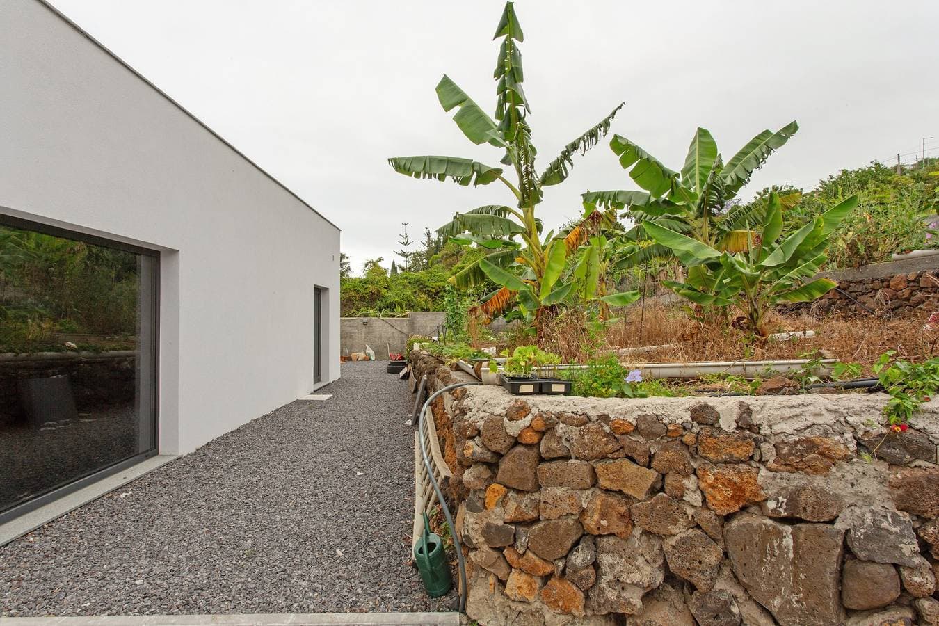 Foto 13 von 35: Paraíso Madeira Studios – Suite „Mariana“ mit Atlantikblick, Küche & authentischer Gastfreundschaft