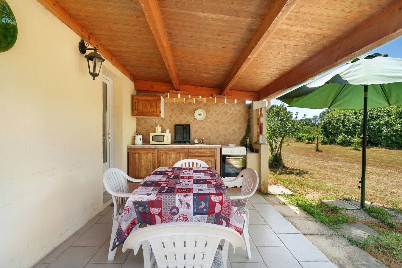 Foto 9 von 19: Bed & Breakfast „Chambre Double Carpediem Bergerac“ mit Gemeinschaftsgarten, WLAN und Klimaanlage