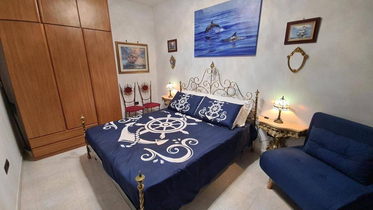 Foto 5 von 11: Double Room with Private Bathroom