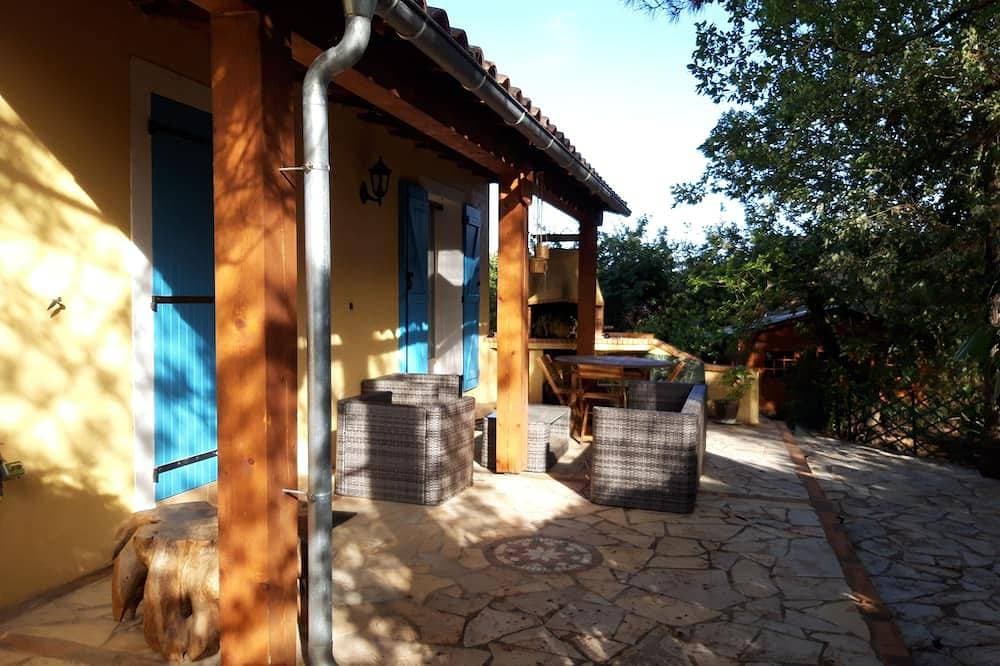 Foto 11 von 11: Villa Rénovée, à 5 Minutes du Centre et D'un Supermarché