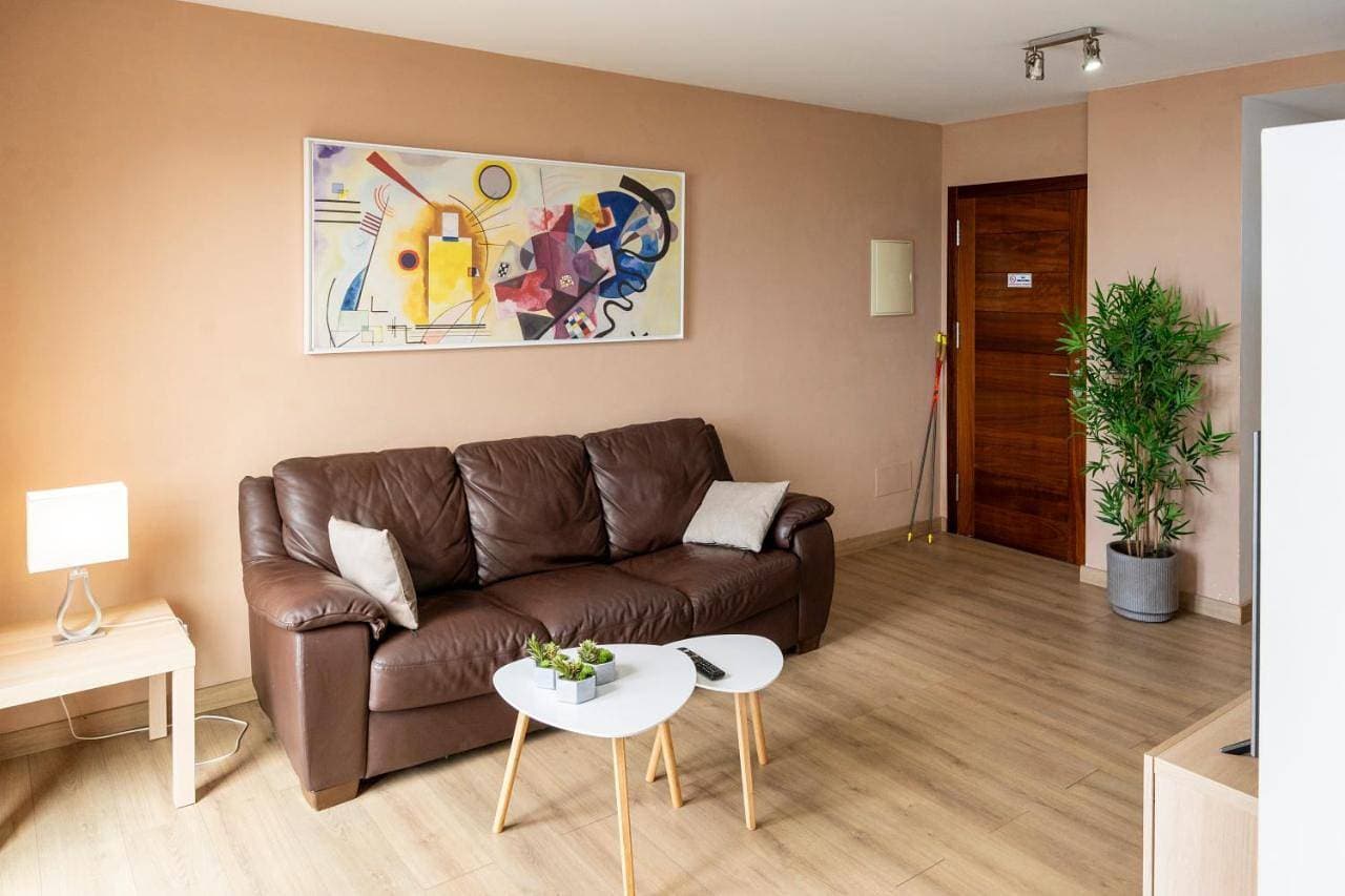 Foto 5 von 31: Two-Bedroom Apartment