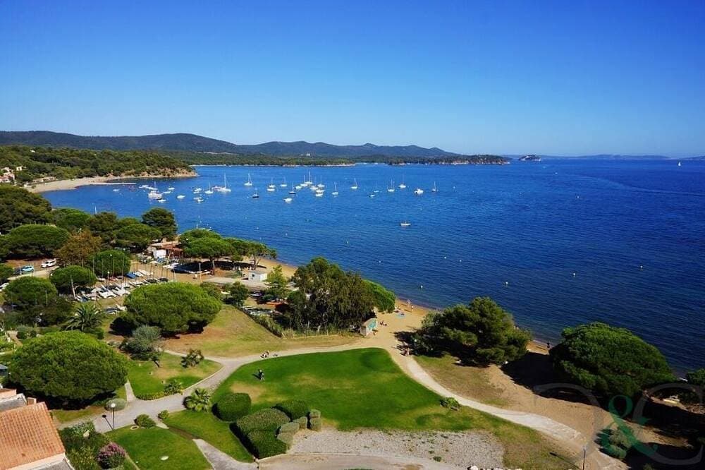 Foto 13 von 24: Entdeckung der Insel Porquerolles - 200m Strände - Französische Riviera