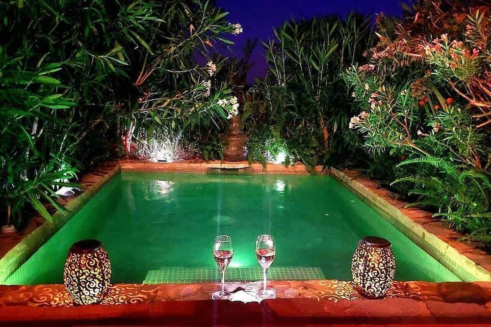 Beautiful Casita with hot tub under stars 1