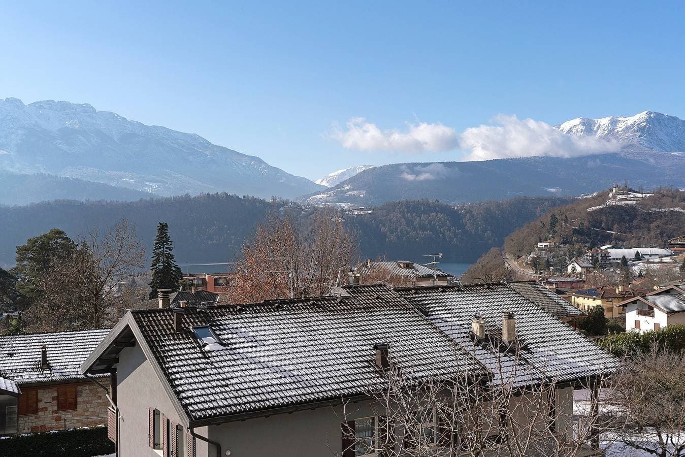 Foto 11 von 29: The View – Ferienwohnung mit Seeblick in Levico Terme, nahe den Trentiner Bergen