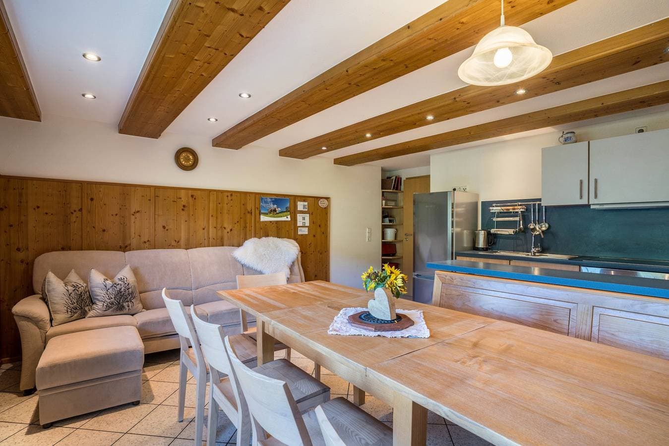 Foto 5 von 32: Jungbauernhof: Ferienwohnung "Hof" mit Bergblick, Balkon und Wlan