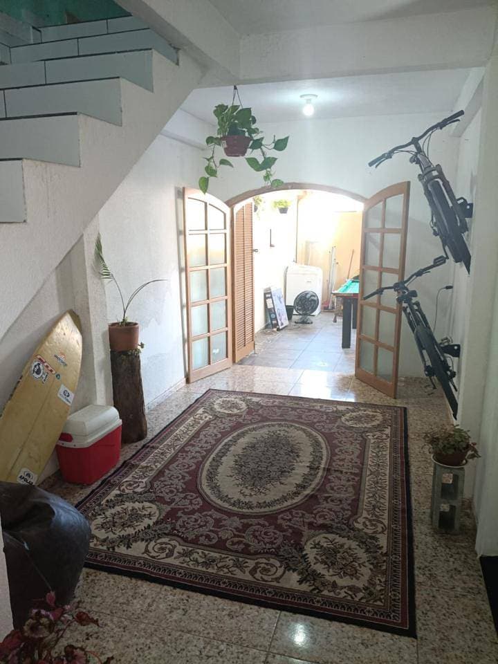Foto 7 von 13: Mixed Dormitory Room
