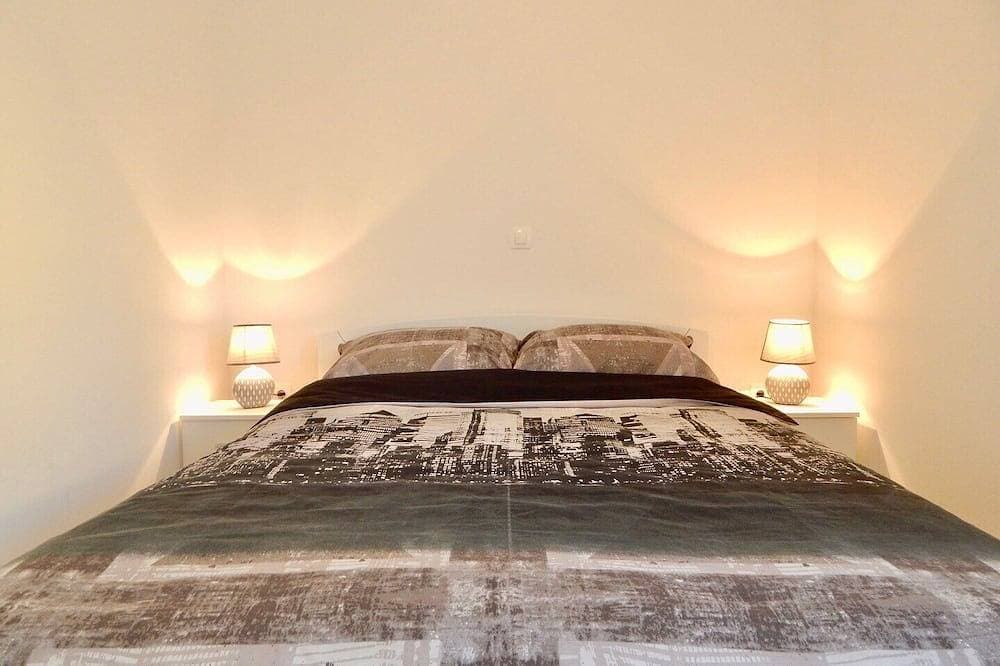 Foto 6 von 25: Comfortable holiday house with apartments / Beautiful first floor apartment with terrace and grill / A3