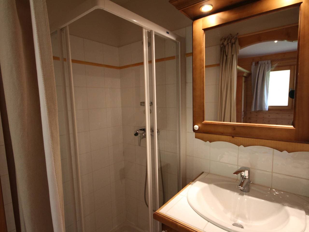 Foto 11 von 18: Schöne 3-Zimmer, 2-Bäder Wohnung - Pool & Garage