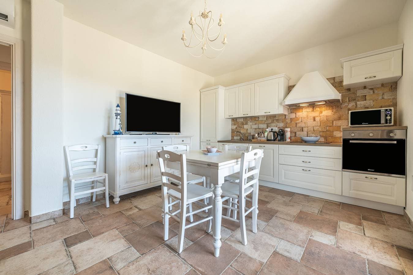 Foto 4 von 27: Ferienhaus 'Ely House' mit Bergblick, Wi-Fi und Klimaanlage
