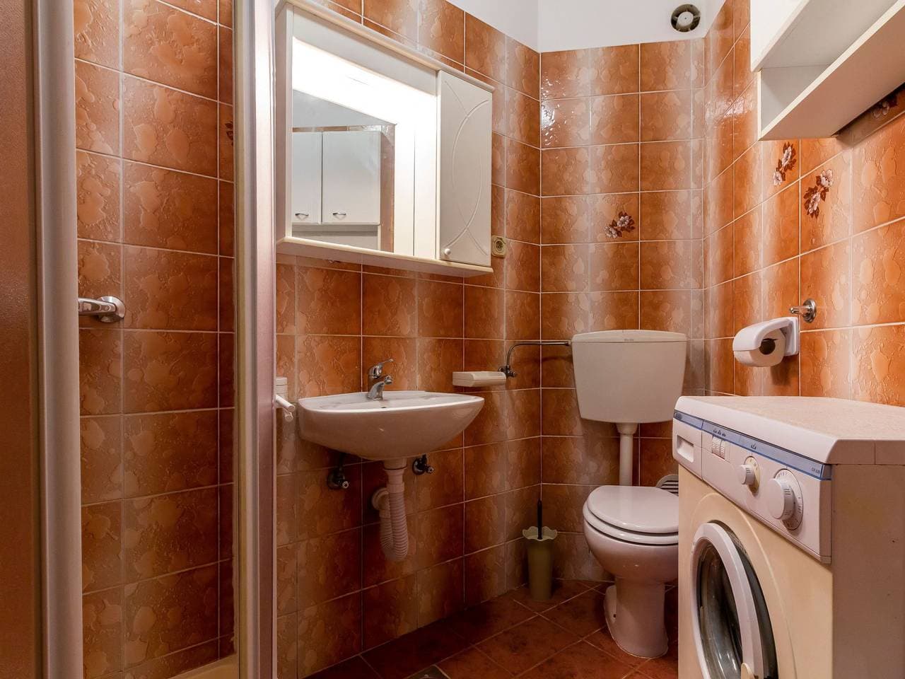 Foto 12 von 21: Appartement in Fažana mit Möbliertem Balkon