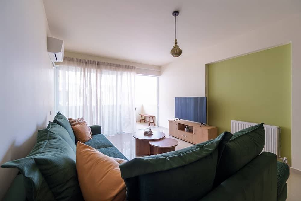 Oikies. Luxury Apartment with Lake View | private free parking area 1