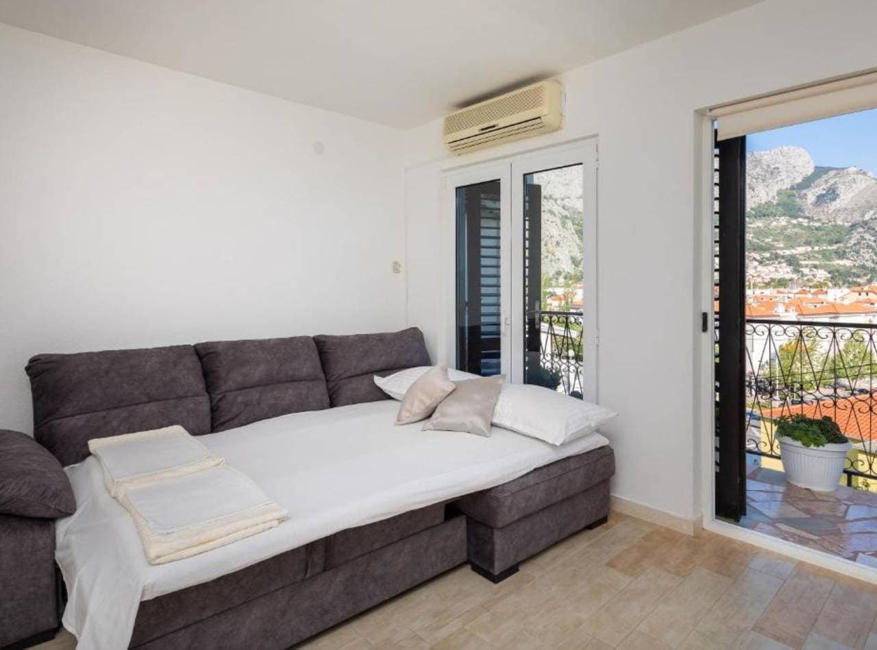 Foto 12 von 37: Apartment Adriatic Pearl - One Bedroom Apartment with Balcony and Sea View