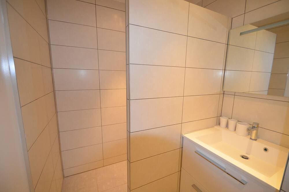 Foto 6 von 30: Renovierte Wohnung 3P Rdj in Wohnanlage mit Pool-Beach Walk-Free Wifi