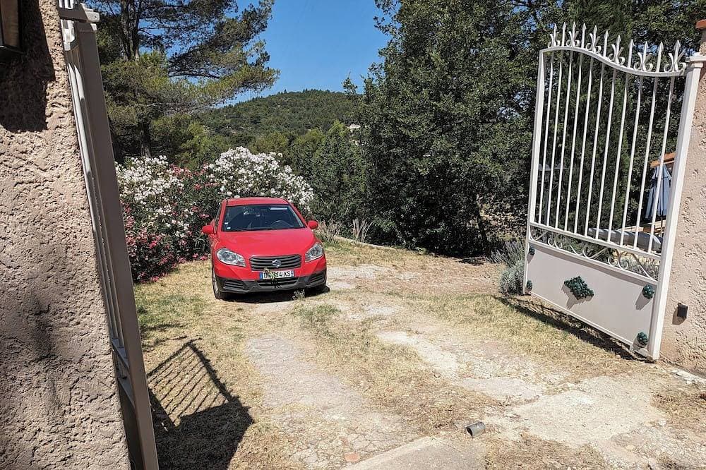 Foto 9 von 11: Bastidon Indépendant Dans Grande Propriété