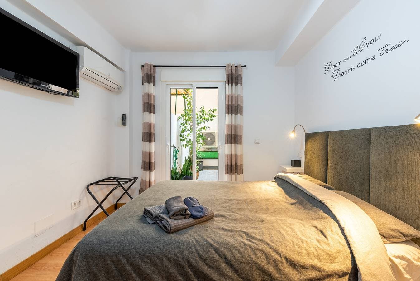 Foto 12 von 22: Ferienwohnung 'Casa Malaga' mit Terrasse, Klimaanlage und WLAN