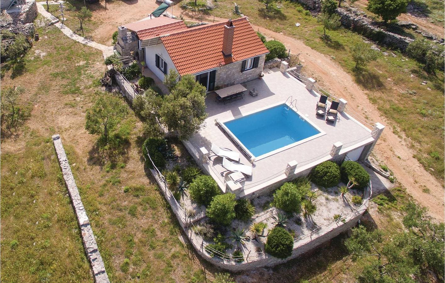 Foto 13 von 38: Gemütliche Ferienwohnung mit Pool, Terrasse und 2 km Entfernung zum Strand